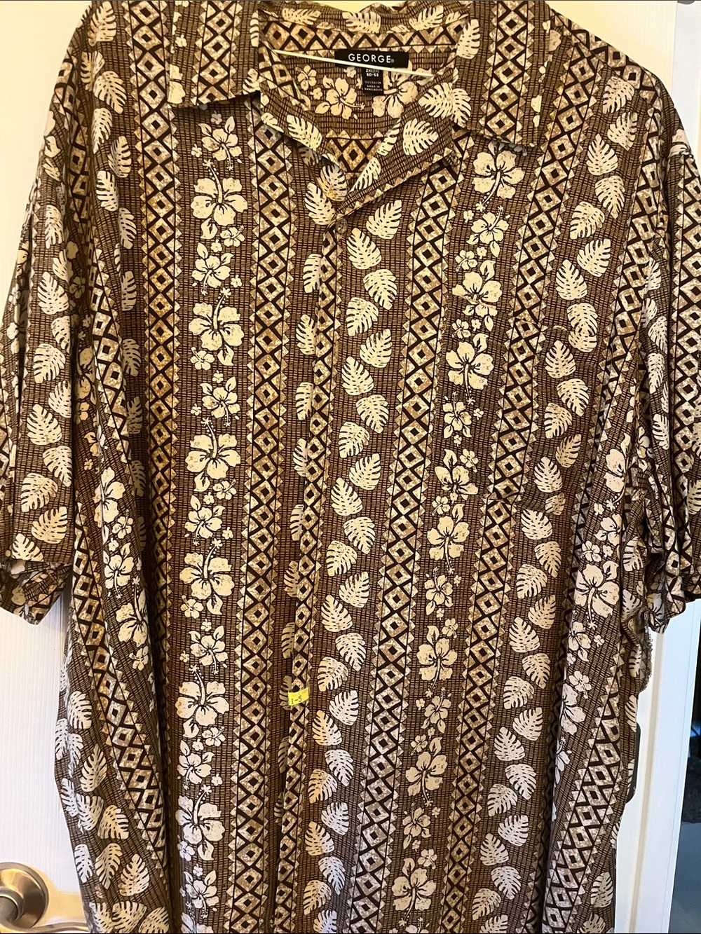 George Floral Print Brown and Cream Short Sleeve Mens Shirt
Size 2XL/50-52